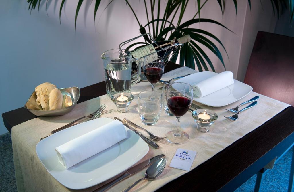 Hotel Felix Rimini Kültér fotó